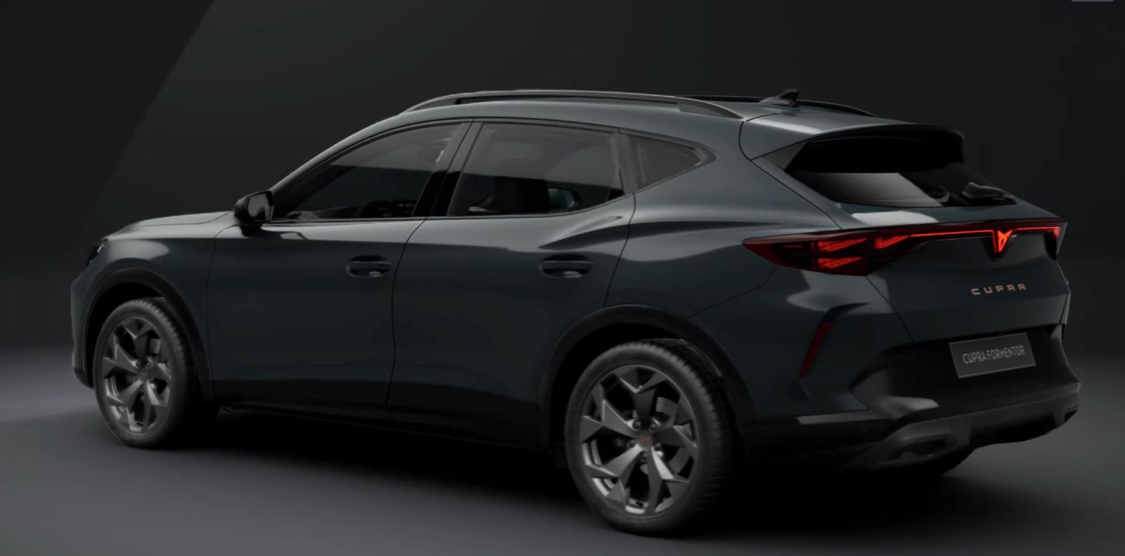 Cupra Formentor 1.5 eTSI — 3/4 arrière