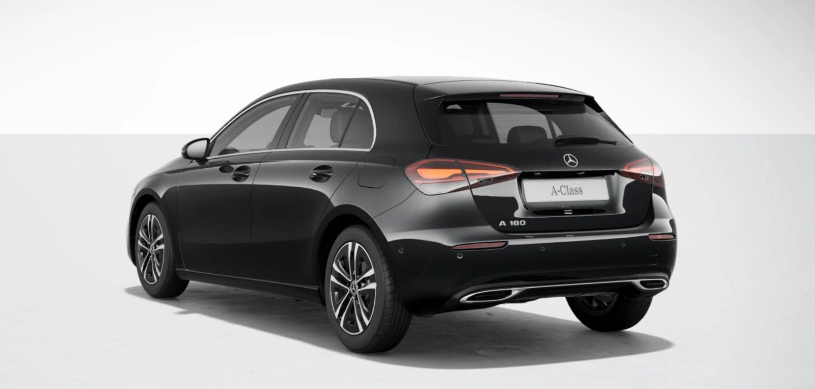 Mercedes-Benz Classe A 180 Business Line — 3/4 arrière
