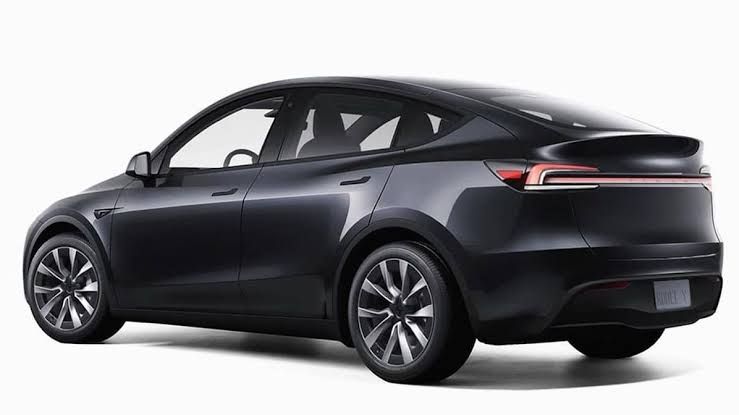 Tesla Model Y Grande Autonomie — 3/4 arrière